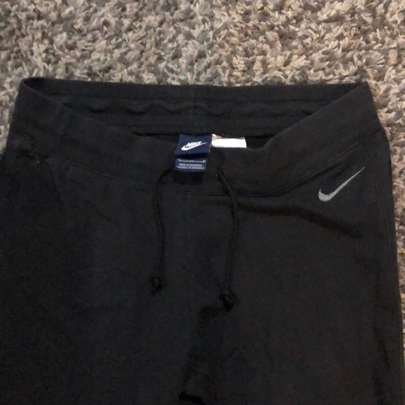Nike pants - Picture 2 of 4